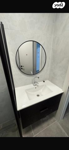 דירת גן, שדרות הציונות, עבאס, חיפה