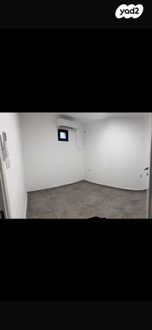 דירת גן, שדרות הציונות, עבאס, חיפה