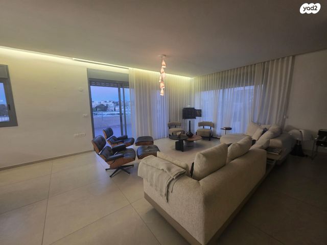 גג/ פנטהאוז, ירושלים