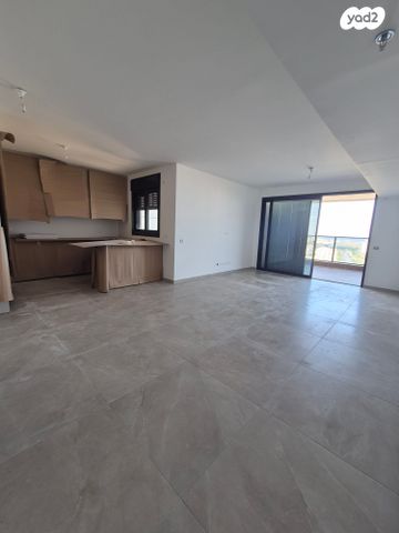 דירה, שפרינצק, רמז, מערב ותיק, ראשון לציון