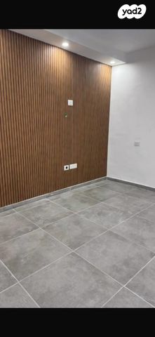 דירת גן, שדרות הציונות, עבאס, חיפה