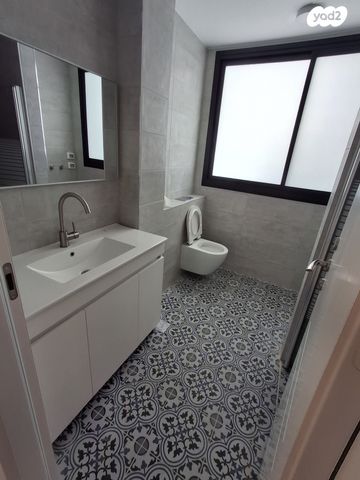 דירה, כפר סבא