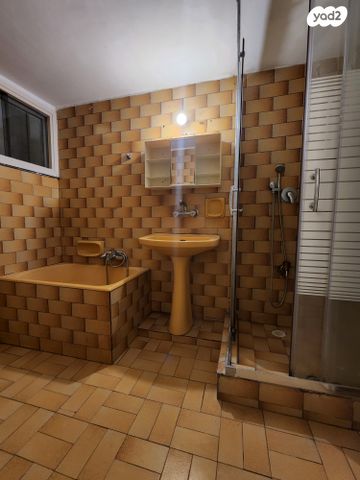 דירה, אושה 11, מוצקין הותיקה, קרית מוצקין