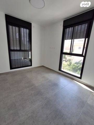 דירה, כפר סבא