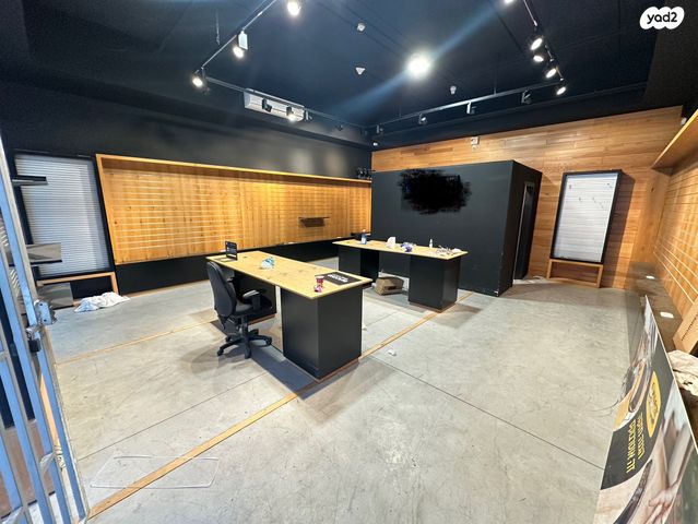 חנויות/ שטח מסחרי, מרכז עינב, מודיעין מכבים רעות