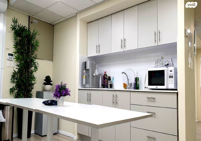 משרדים, בורסה, רמת גן