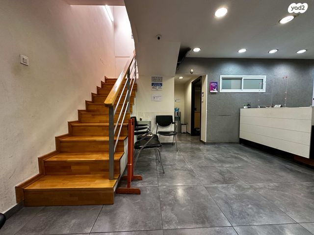 חנויות/ שטח מסחרי, שדרות קוגל, אגרובנק, חולון