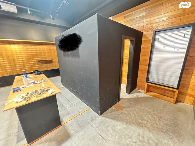 חנויות/ שטח מסחרי, מרכז עינב, מודיעין מכבים רעות