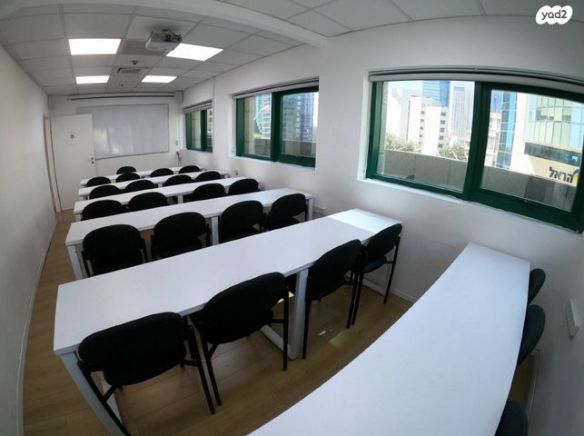 משרדים, בורסה, רמת גן