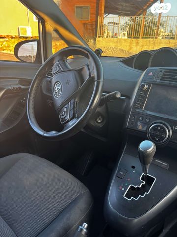 מודעת רכב טויוטה ורסו