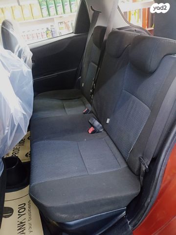 טויוטה יאריס