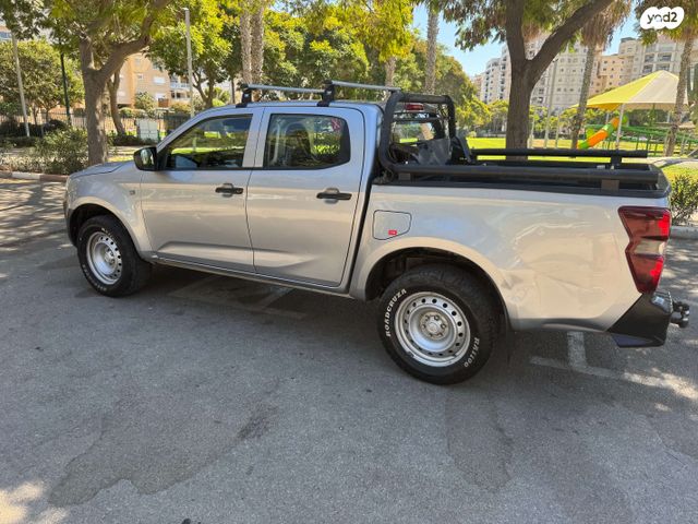 איסוזו די-מקס