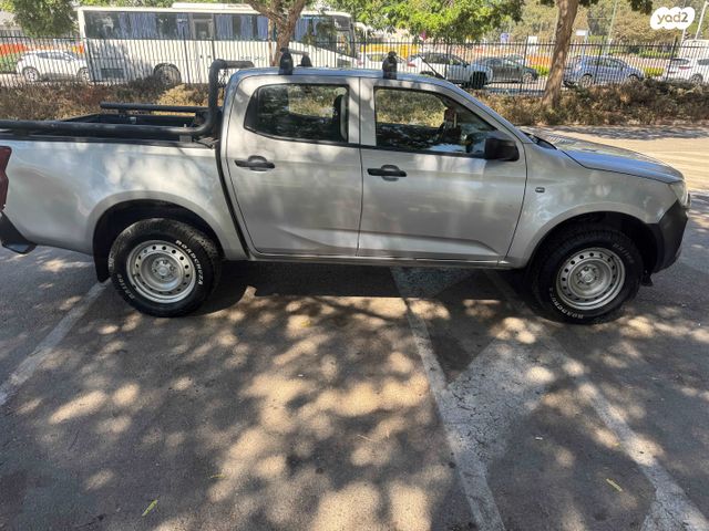 איסוזו די-מקס