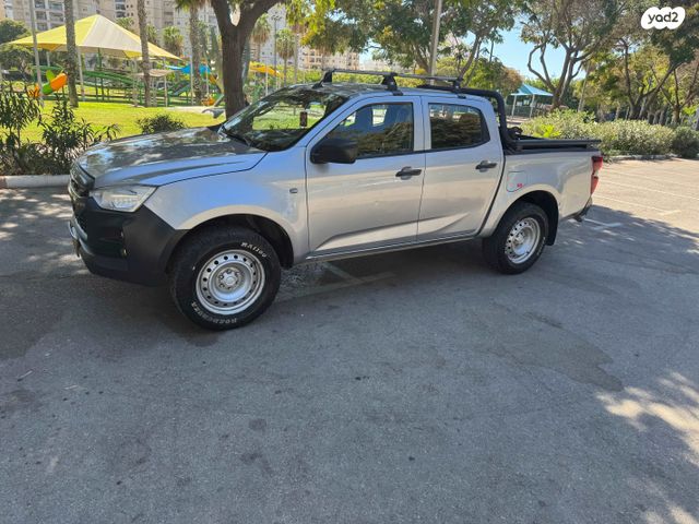 איסוזו די-מקס