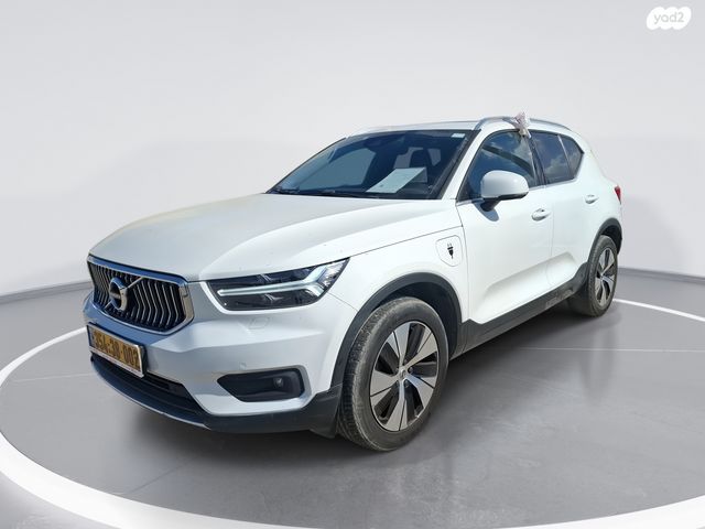 מודעת רכב וולוו XC40