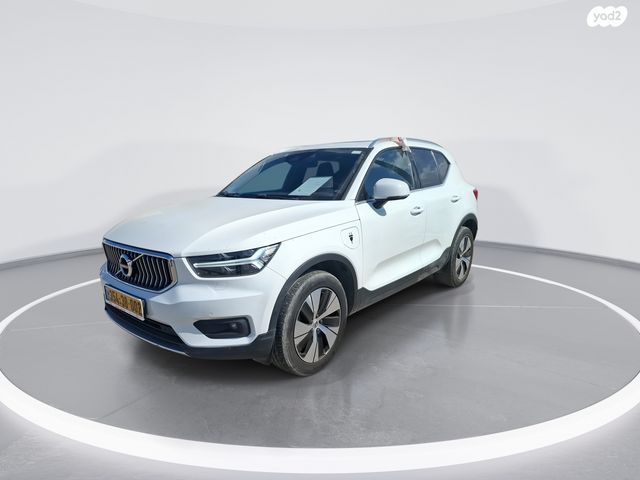 וולוו XC40
