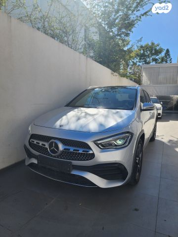 מרצדס-בנץ GLA