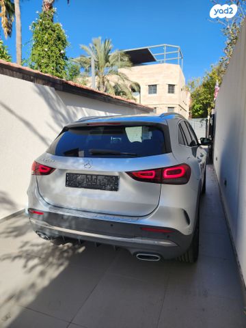 מרצדס-בנץ GLA