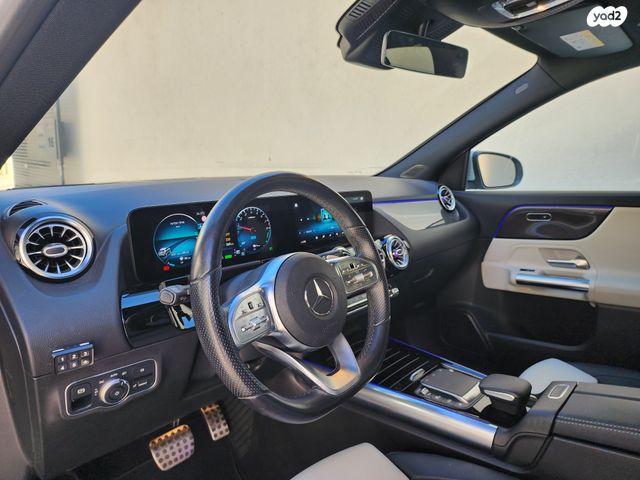 מרצדס-בנץ GLA