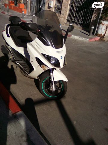 פיאג'ו X-Evo 250