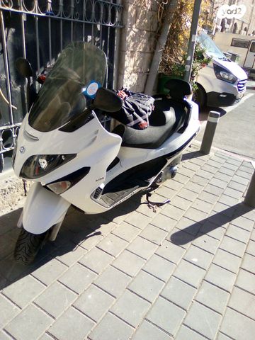 מודעת רכב פיאג'ו X-Evo 250