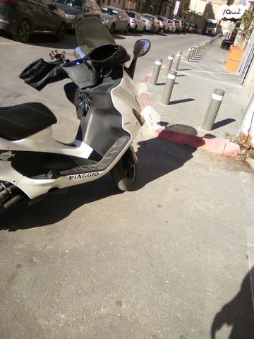 פיאג'ו X-Evo 250