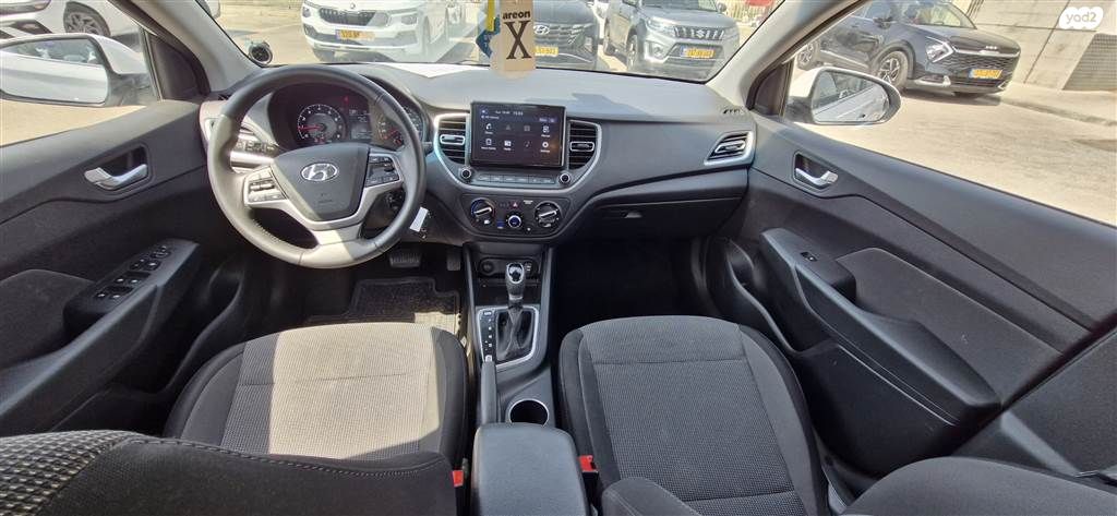 יונדאי אקסנט i25