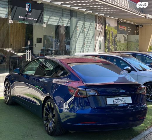 טסלה מודל 3