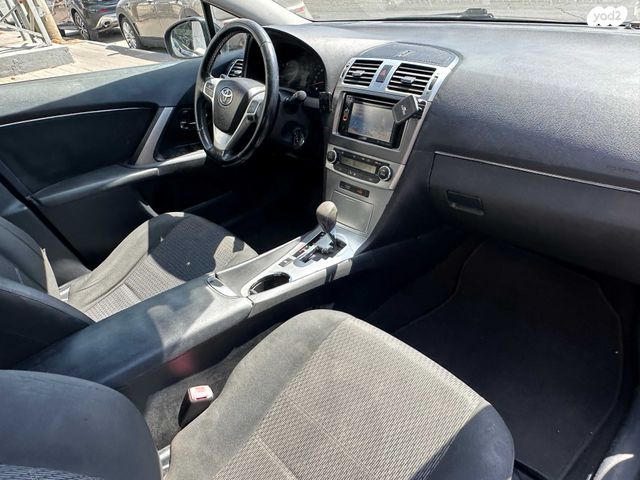 טויוטה אוונסיס