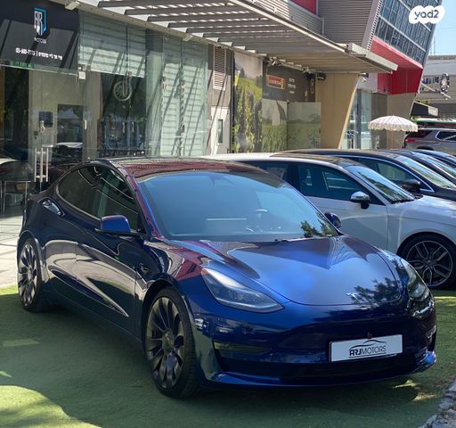 מודעת רכב טסלה מודל 3