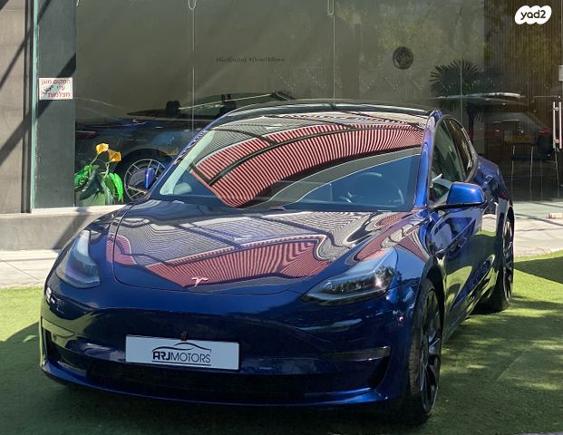 טסלה מודל 3