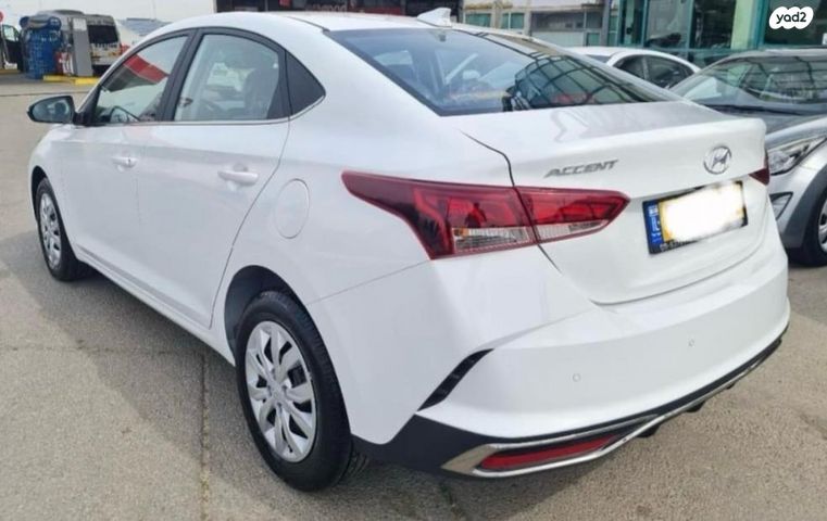 יונדאי אקסנט i25