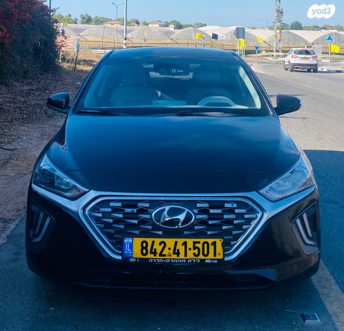 יונדאי איוניק