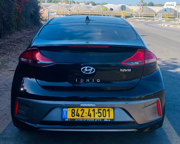 יונדאי איוניק