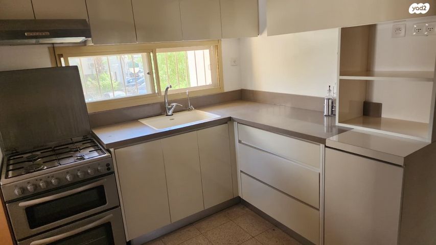 דירה, הדר 34, תל גיבורים, חולון