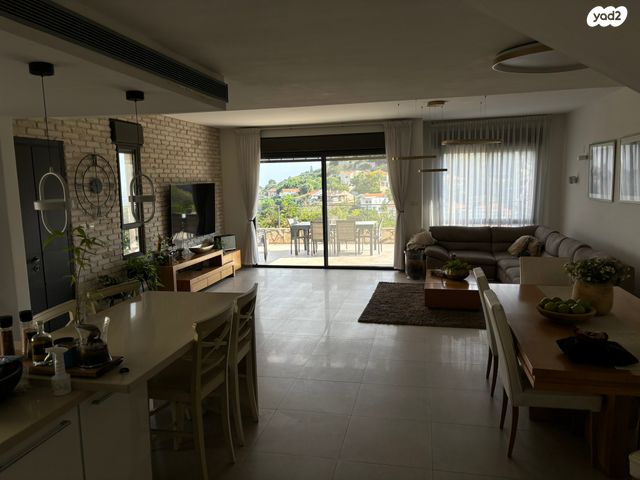 בית פרטי/ קוטג', רמון 8, נופית, נופית