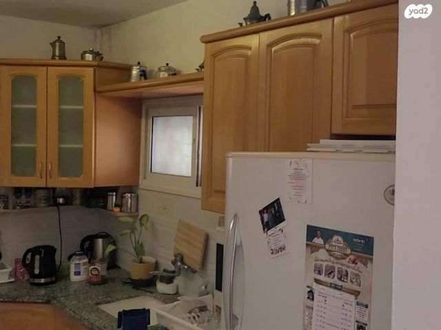 דו משפחתי, הצנחנים 27, כהן, טירת כרמל