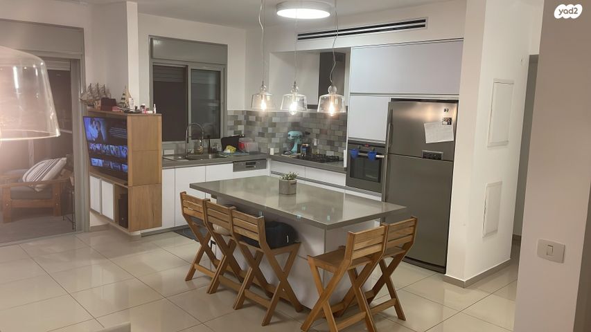 דירה, יטקובסקי אחים 32, כפר גנים ג, פתח תקווה