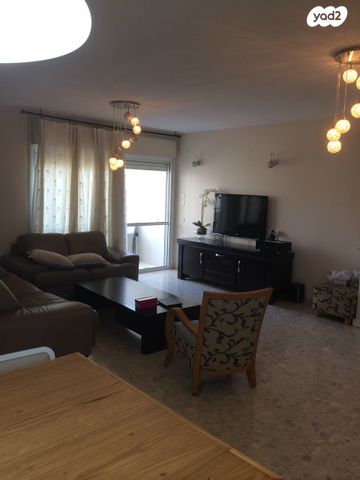 דירה, הסמדר 4, קרית כרמים, ראשון לציון