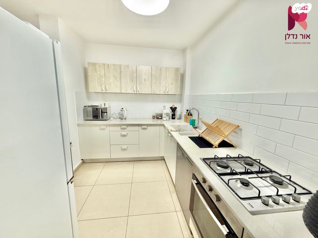 דירה, אליהו הנביא, פסגות אפק, ראש העין