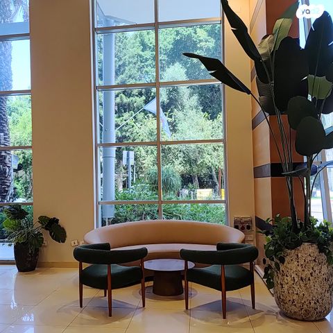 תיירות ונופש, שיכון צנחנים, רמת גן