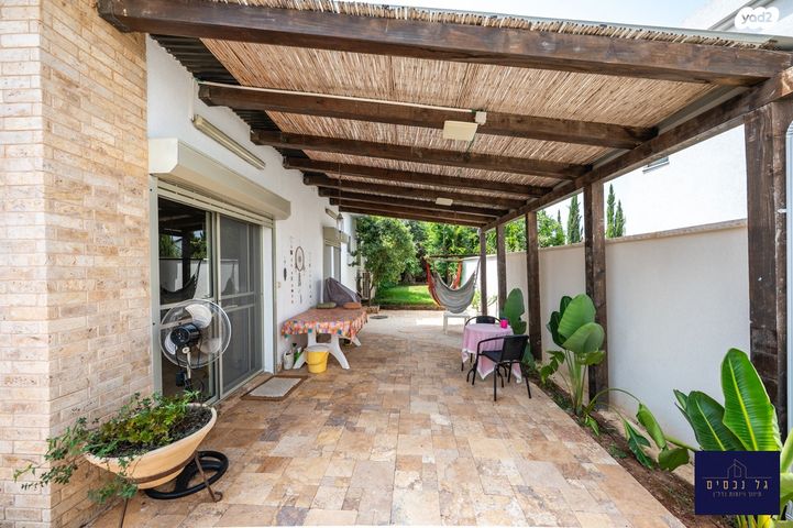 בית פרטי/ קוטג', בנימינה גבעת עדה