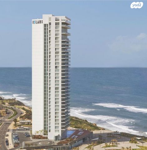 תיירות ונופש, שדרות עובד בן עמי 10, נוף הטיילת, נתניה