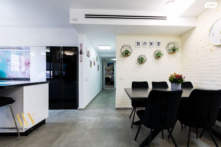 דירה, הרבי מלובאוויטש 26, השחר, דימונה