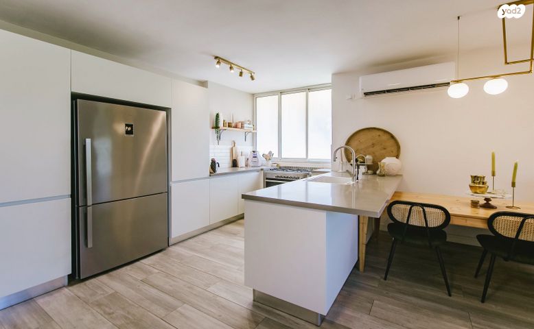 דירה, ז'בוטינסקי 70, אברמוביץ', ראשון לציון