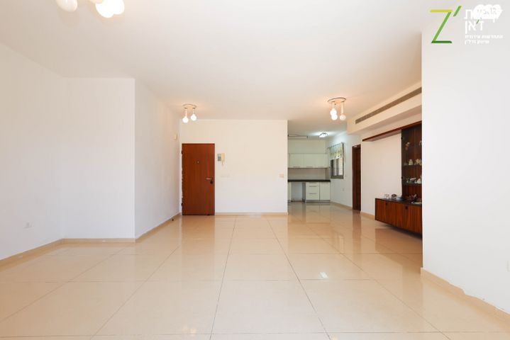 דירה, שמואל הנגיד 7, מרכז, הרצליה