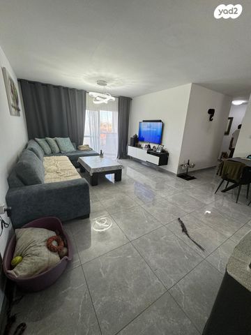 דירה, משה שרת, ברנע, אשקלון