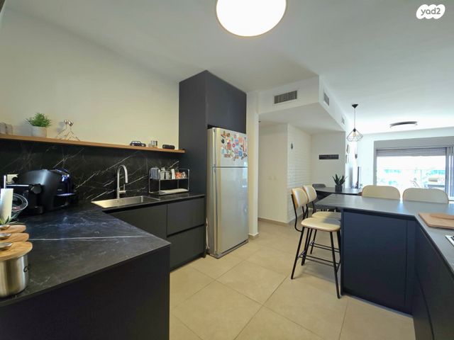 דירה, שושנת העמקים 52, רמת אמיר, קדימה צורן