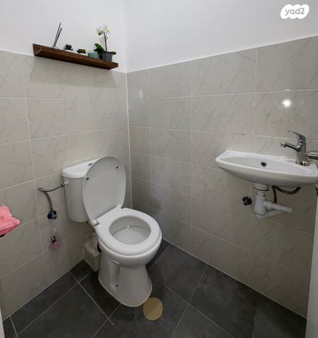 דירה, לוי אשכול, מורשת, מודיעין מכבים רעות