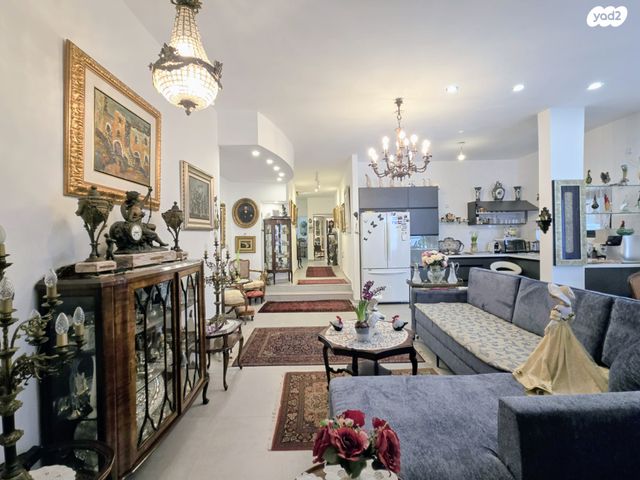 דירה, רעננה